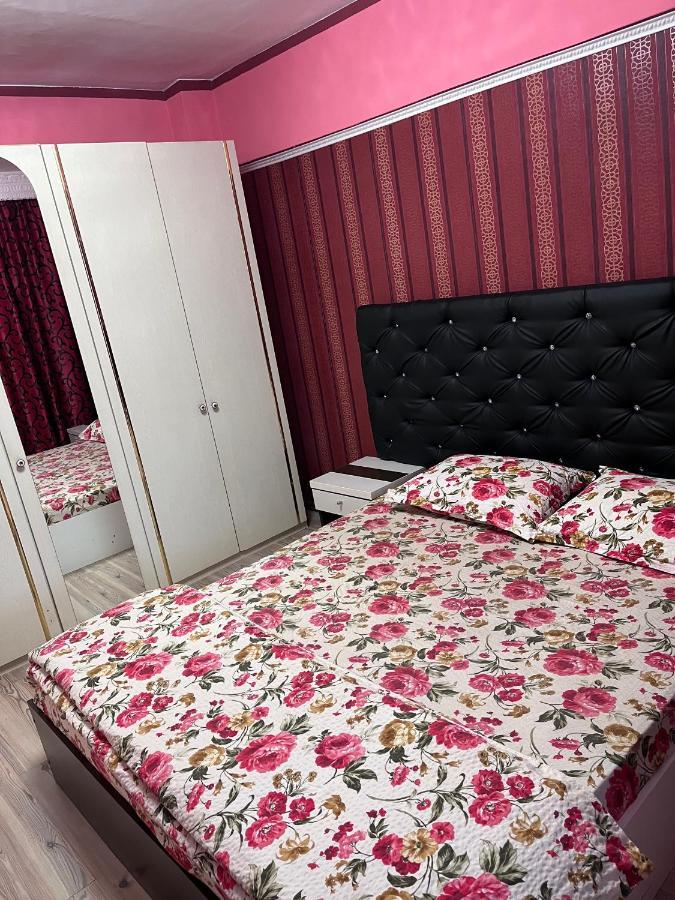 Apartament In Centrul Orasului 바커우 외부 사진